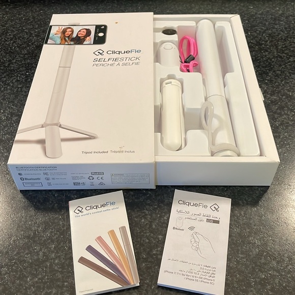 CliqueFie Selfie Stick - Picture 5 of 5